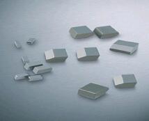 ľ����ʯ����Ӳ�|(zh��)�Ͻ���XƬ